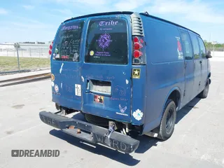 2002 GMC Savana z VIN 1GTFG15W821171973, wystawiony jako IAAI lot #41784349 z przebiegiem 167 236 mil mil oraz . Historia ofert i sprzedaży dostępna na DreamBid. Obrazek 12.