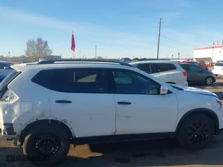 2017 Nissan Rogue SL with VIN JN8AT2MV7HW008445, listed as a IAAI auction lot 41750567 with 112,807 mi miles. Bid and sale history available at carsss.com. Image 14.