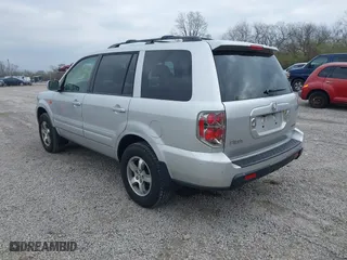 2007 Honda Pilot EX with VIN 5FNYF18457B009707, listed as a IAAI auction lot 42030214 with 229,462 mi miles. Bid and sale history available at carsss.com. Image 3.
