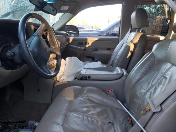 2002 Chevrolet Silverado 1500 LT with VIN 2GCEK19T121184696, listed as a Copart auction lot 86820594 with 0 mi miles and Non Repairable. Bid and sale history available at carsss.com. Image 7.