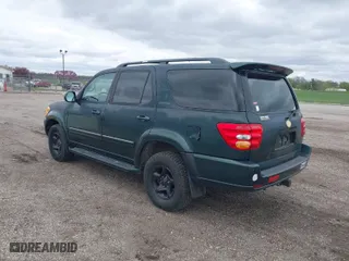 2001 Toyota Sequoia Limited with VIN 5TDBT48A61S040585, listed as a IAAI auction lot 42082703 with 263,203 mi miles. Bid and sale history available at carsss.com. Image 3.