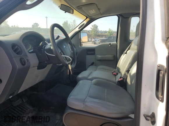 2005 Ford F-150 XL with VIN 1FTRF12215NA84799, listed as a Copart auction lot 52741365 with 194,333 mi miles and Clean title. Bid and sale history available at DreamBid. Image 7.