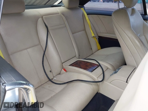 2007 Mercedes-Benz CL-Class 5.5L V8 with VIN WDDEJ71X97A002508, listed as a IAAI auction lot 42073932 with 121,008 mi miles. Bid and sale history available at carsss.com. Image 8.