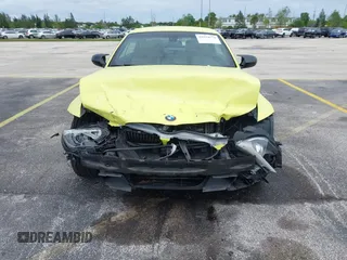 2013 BMW 3 Series 328i z VIN WBADW7C58DE731782, wystawiony jako IAAI lot #42234774 z przebiegiem 126 967 mil mil oraz . Historia ofert i sprzedaży dostępna na DreamBid. Obrazek 6.