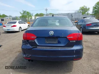 2013 Volkswagen Jetta SE with VIN 3VWDP7AJ7DM385781, listed as a IAAI auction lot 42160368 with 95,550 mi miles and . Bid and sale history available at DreamBid. Image 17.