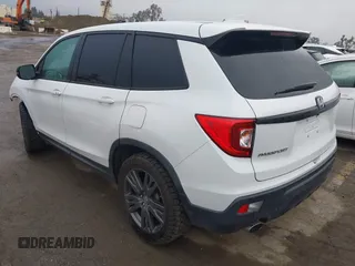 2021 Honda Passport EX-L with VIN 5FNYF7H58MB008459, listed as a IAAI auction lot 41920918 with 72,353 mi miles and . Bid and sale history available at carsss.com. Image 3.