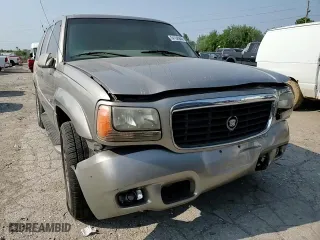 2000 Cadillac Escalade with VIN 1GYEK63R2YR210601, listed as a Copart auction lot 64108944 with 186,964 mi miles and Salvage Title. Bid and sale history available at carsss.com. Image 12.