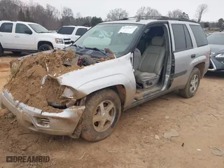 2005 Chevrolet TrailBlazer LS with VIN 1GNDS13S152225867, listed as a IAAI auction lot 41245077 with NaN miles. Bid and sale history available at carsss.com. Image 18.
