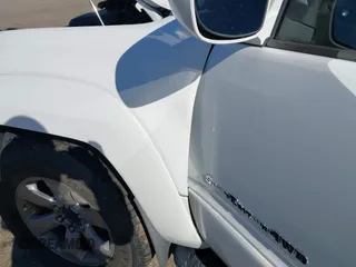 2004 Toyota 4Runner SR5 with VIN JTEBU14R840046611, listed as a IAAI auction lot 41630252 with 262,946 mi miles and . Bid and sale history available at DreamBid. Image 6.