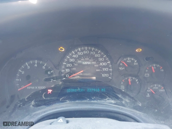 2005 Chevrolet TrailBlazer LS with VIN 1GNET16S756205497, listed as a IAAI auction lot 41766469 with 227,910 mi miles. Bid and sale history available at carsss.com. Image 7.