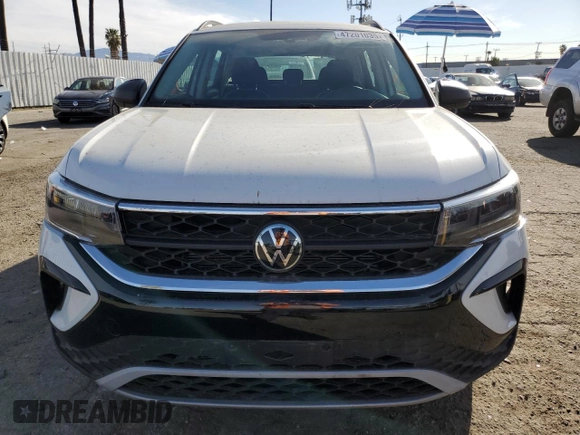 2023 Volkswagen Taos S с VIN 3VVCX7B25PM370076, выставлен на аукционе Copart как лот 47201035 с пробегом 12 000 миль миль и Списание • Salvage title. История ставок и продаж доступна на DreamBid. Изображение 5.