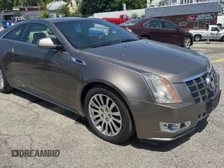 2012 Cadillac CTS Performance z VIN 1G6DL1E34C0128184, wystawiony jako Copart lot #61418475 z przebiegiem 80 709 mil mil oraz Czysty tytuł • Clean title. Historia ofert i sprzedaży dostępna na DreamBid. Obrazek 1.