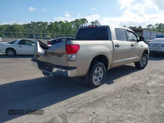 2008 Toyota Tundra z VIN 5TBEV54188S477123, wystawiony jako IAAI lot #42165654 z przebiegiem 208 768 mil mil oraz . Historia ofert i sprzedaży dostępna na DreamBid. Obrazek 4.