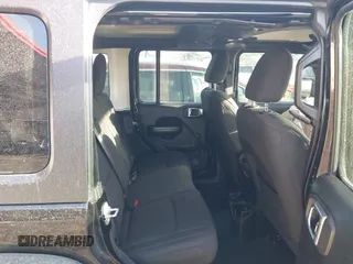 2018 Jeep Wrangler Unlimited Sport S z VIN 1C4HJXDG9JW172686, wystawiony jako IAAI lot #41742837 z przebiegiem 89 888 mil mil oraz . Historia ofert i sprzedaży dostępna na DreamBid. Obrazek 8.