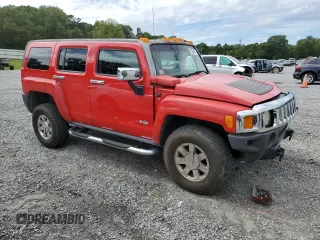 2006 Hummer H3 with VIN 5GTDN136068260233, listed as a Copart auction lot 70029684 with 252,222 mi miles and Salvage Title. Bid and sale history available at carsss.com. Image 4.