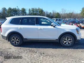 2022 Kia Telluride EX z VIN 5XYP34HC2NG260767, wystawiony jako IAAI lot #41816535 z przebiegiem 81 012 mil mil oraz . Historia ofert i sprzedaży dostępna na DreamBid. Obrazek 13.
