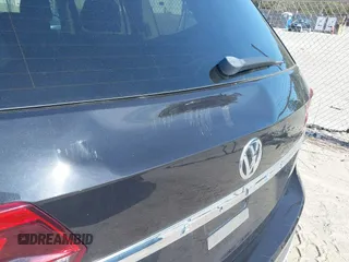 2020 Volkswagen Atlas SE z VIN 1V2DP2CAXLC500309, wystawiony jako IAAI lot #42168053 z przebiegiem 38 511 mil mil oraz . Historia ofert i sprzedaży dostępna na DreamBid. Obrazek 17.