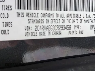 2012 Volkswagen Routan SE with VIN 2C4RVABG3CR293458, listed as a IAAI auction lot 42210411 with 139,390 mi miles and . Bid and sale history available at DreamBid. Image 9.