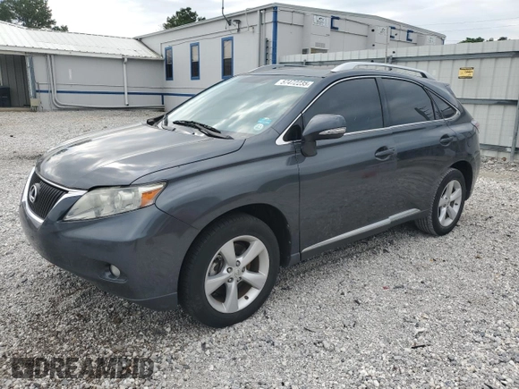 2010 Lexus RX 350 z VIN 2T2BK1BA8AC046998, wystawiony jako Copart lot #57472235 z przebiegiem 186 783 mil mil oraz Szkoda całkowita • Salvage title. Historia ofert i sprzedaży dostępna na DreamBid. Obrazek 1.