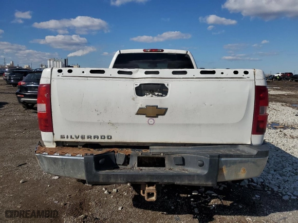 2008 Chevrolet Silverado 2500HD Work Truck with VIN 1GCHC29K48E155658, listed as a Copart auction lot 49832375 with 218,660 mi miles and Clean Title. Bid and sale history available at carsss.com. Image 6.