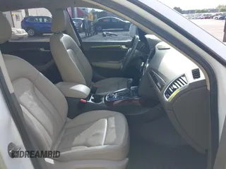 2012 Audi Q5 2.0T Premium Plus with VIN WA1LFAFP7CA015092, listed as a IAAI auction lot 42087063 with 188,475 mi miles. Bid and sale history available at carsss.com. Image 5.