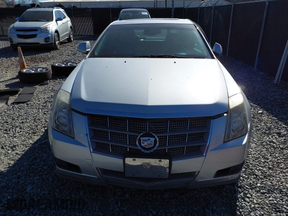 2009 Cadillac CTS AWD z VIN 1G6DS57V090127289, wystawiony jako IAAI lot #41675952 z przebiegiem 147 464 mil mil oraz . Historia ofert i sprzedaży dostępna na DreamBid. Obrazek 12.