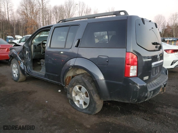 2012 Nissan Pathfinder S with VIN 5N1AR1NB1CC612832, listed as a Copart auction lot 86888184 with 181,381 mi miles and Clean Title. Bid and sale history available at carsss.com. Image 2.