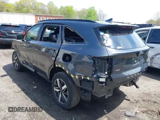 2021 Kia Sorento EX with VIN 5XYRHDLF7MG058307, listed as a IAAI auction lot 42124729 with 81,861 mi miles and . Bid and sale history available at DreamBid. Image 3.