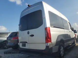 2020 Mercedes-Benz Sprinter with VIN W1Z4EFHY1LP267084, listed as a Copart auction lot 77692904 with 6,062 mi miles and Non Repairable. Bid and sale history available at DreamBid. Image 3.