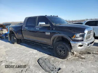 2018 Ram 3500 Laramie with VIN 3C63RRML5JG373731, listed as a Copart auction lot 41849925 with 147,461 mi miles and Salvage Title. Bid and sale history available at carsss.com. Image 4.