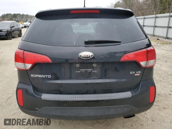 2014 Kia Sorento EX with VIN 5XYKUDA76EG460152, listed as a Copart auction lot 49421565 with 234,026 mi miles and Clean Title. Bid and sale history available at carsss.com. Image 6.