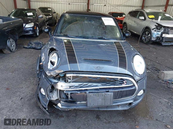 2014 MINI Hardtop S z VIN WMWXM7C50ET731680, wystawiony jako IAAI lot #41691317 z przebiegiem 47 205 mil mil oraz . Historia ofert i sprzedaży dostępna na DreamBid. Obrazek 6.