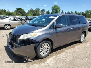 2011 Toyota Sienna XLE AAS с VIN 5TDYK3DC1BS073302, выставлен на аукционе Copart как лот 58087875 с пробегом 206 777 миль миль и Списание • Salvage title. История ставок и продаж доступна на DreamBid. Изображение 1.