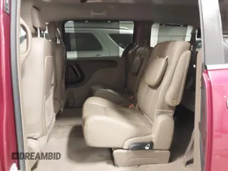 2015 Chrysler Town & Country Touring-L with VIN 2C4RC1CG4FR590814, listed as a IAAI auction lot 41703050 with 97,470 mi miles. Bid and sale history available at carsss.com. Image 8.
