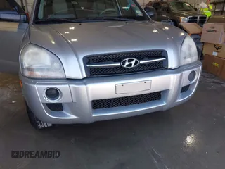 2007 Hyundai Tucson GLS with VIN KM8JM12B07U567384, listed as a IAAI auction lot 41779454 with 152,660 mi miles. Bid and sale history available at carsss.com. Image 5.