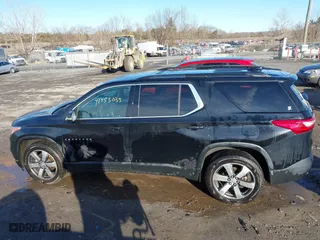 2019 Chevrolet Traverse LT Leather with VIN 1GNEVHKW3KJ230210, listed as a IAAI auction lot 41453033 with 98,416 mi miles. Bid and sale history available at carsss.com. Image 14.