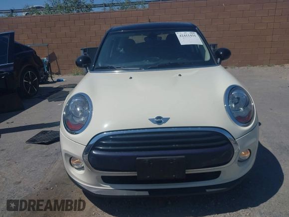2016 MINI Hardtop 4 Door with VIN WMWXU1C56G2D10605, listed as a IAAI auction lot 42411431 with 35,367 mi miles and . Bid and sale history available at DreamBid. Image 11.