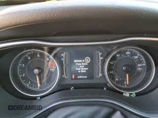 2019 Jeep Cherokee Latitude Plus with VIN 1C4PJMLB5KD195394, listed as a Copart auction lot 43544405 with 61,513 mi miles and Clean Title. Bid and sale history available at carsss.com. Image 9.