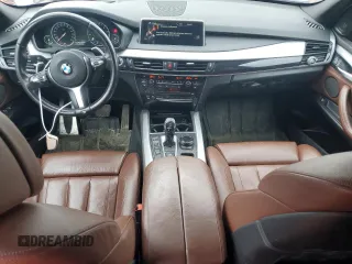 2015 BMW X5 xDrive35i z VIN 5UXKR0C55F0P14686, wystawiony jako Copart lot #54490445 z przebiegiem 160 743 mil mil oraz Czysty tytuł • Clean title. Historia ofert i sprzedaży dostępna na DreamBid. Obrazek 8.