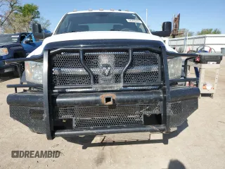 2018 Ram 5500 Tradesman with VIN 3C7WRNFL2JG371658, listed as a Copart auction lot 52543245 with 150,250 mi miles and Salvage Title. Bid and sale history available at carsss.com. Image 5.