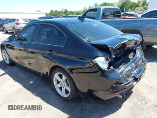 2014 BMW 3 Series 328i с VIN WBA3A5G54ENP32289, выставлен на аукционе IAAI как лот 42316443 с пробегом Не указан миль и . История ставок и продаж доступна на DreamBid. Изображение 3.