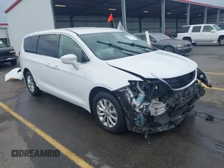 2018 Chrysler Pacifica Touring Plus with VIN 2C4RC1FG1JR271584, listed as a IAAI auction lot 42194136 with 124,690 mi miles and . Bid and sale history available at DreamBid. Image 1.
