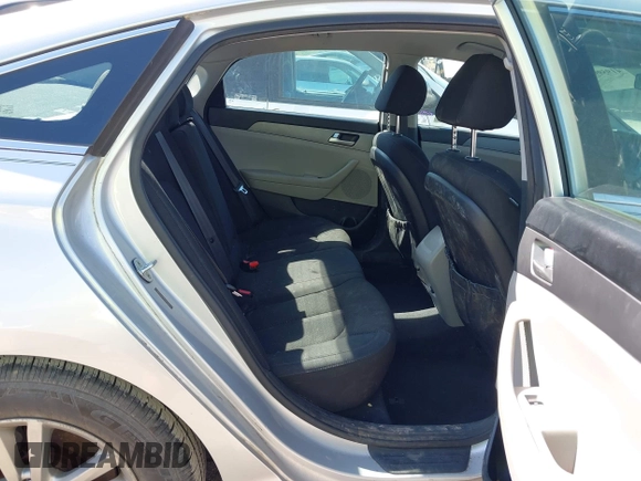 2015 Hyundai Sonata SE z VIN 5NPE24AFXFH167360, wystawiony jako IAAI lot #41959945 z przebiegiem 182 524 mil mil oraz . Historia ofert i sprzedaży dostępna na DreamBid. Obrazek 8.