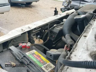 1992 Ford Econoline Cargo с VIN 1FDEE14N3NHA25465, выставлен на аукционе IAAI как лот 42149941 с пробегом 172 438 миль миль и . История ставок и продаж доступна на DreamBid. Изображение 12.