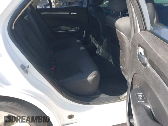 2019 Chrysler 300 Touring with VIN 2C3CCAAG0KH505545, listed as a IAAI auction lot 41679928 with 68,643 mi miles. Bid and sale history available at carsss.com. Image 8.