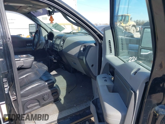 2008 Ford F-150 XLT with VIN 1FTPW14V98FA77600, listed as a IAAI auction lot 41544896 with 231,503 mi miles. Bid and sale history available at carsss.com. Image 5.