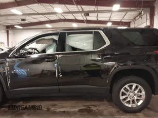 2020 Chevrolet Traverse LS with VIN 1GNEVFKW7LJ257187, listed as a IAAI auction lot 40565965 with 52,913 mi miles. Bid and sale history available at carsss.com. Image 15.