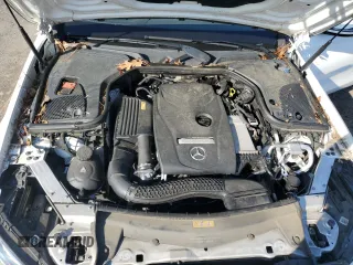 2017 Mercedes-Benz E 300 Luxury with VIN WDDZF4KB3HA127588, listed as a Copart auction lot 60510675 with 100,098 mi miles and Salvage title. Bid and sale history available at DreamBid. Image 11.