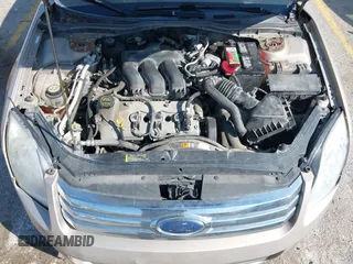 2007 Ford Fusion SEL with VIN 3FAHP081X7R172709, listed as a IAAI auction lot 42018164 with 156,931 mi miles. Bid and sale history available at carsss.com. Image 10.