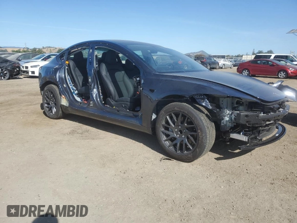 2025 Tesla Model 3 Long Range with VIN 5YJ3E1EA4SF978477, listed as a Copart auction lot 58525905 with 1,531 mi miles and Salvage title. Bid and sale history available at DreamBid. Image 4.